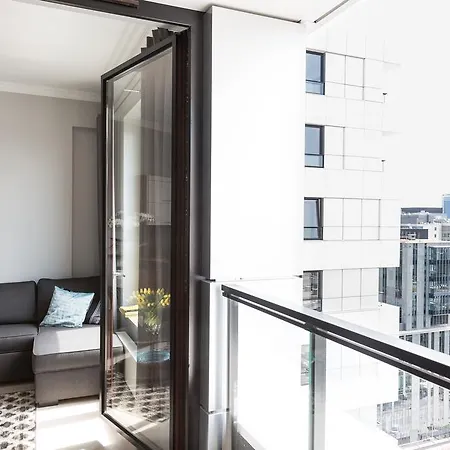 Apartman Warszawskie Delux Siedmiogrodzka Varsó
