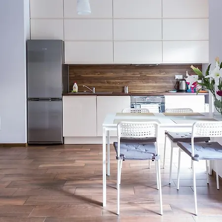 Apartman Warszawskie Delux Siedmiogrodzka Varsó